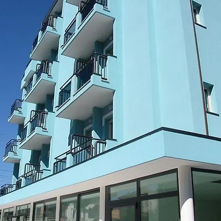 アパートホテル Acqua Marina 3*