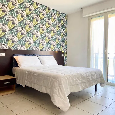 Acqua Marina Apartahotel