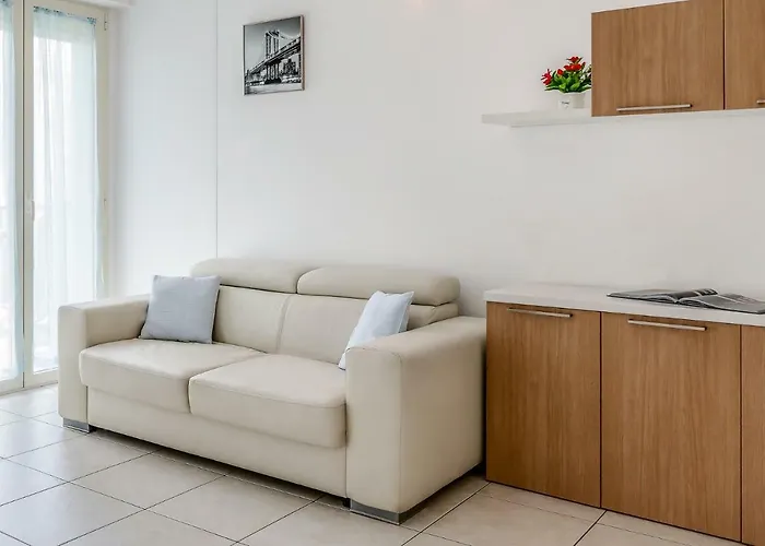 码头水上套房住宅酒店 里米尼