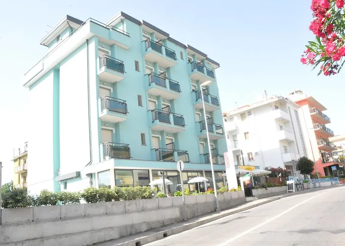 Acqua Marina Aparthotel 3*